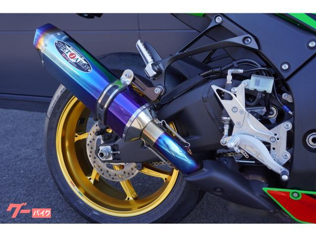 カワサキ Ninja ZX－10R マルケジーニ製ホイール BEET