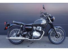 カワサキ　カワサキ　メグロＳ１　エボニー　ＡＢＳ　空冷単気筒エンジン　ＬＥＤヘッドライト　２０２５年モデル