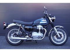 カワサキ　Ｗ８００　空冷バーチカルツインエンジン　ＥＴＣ２．０　グリップヒーター　ＡＢＳ　ヘルメットロック　センタースタンド