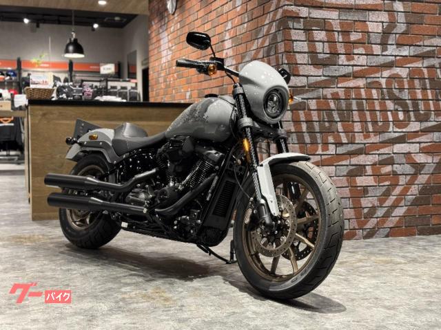 ＦＸＬＲＳ　ソフテイル　ローライダーＳ　２０２４年モデル　ライトバイザー　ソロライド　Ｍ８−１１７