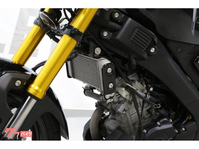 ヤマハ XSR125 ブラックメタリック 6段リターン式シフト