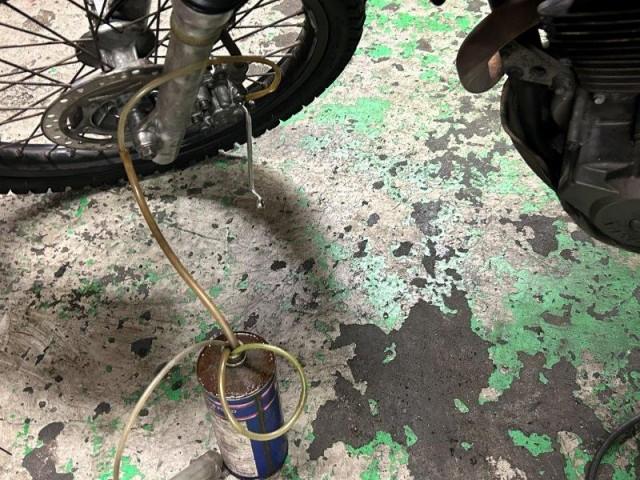 フルード抜き替え