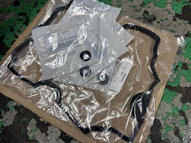 ヘッドカバーガスケット交換