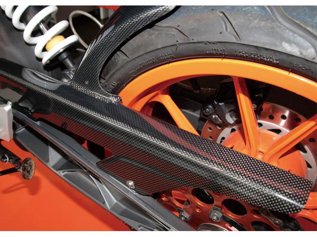 KTM 125/250/390 DUKE・RC125/250/390 オリジナルカーボンリアフェンダー  機能面も充実のカスタム！三重・愛知・岐阜（ウェブショップでも販売中（ＫＴＭ ＴＯＫＡＩ／サンビシモータースの作業実績  2019/06/13）｜バイクの整備・メンテナンス・修理なら【グーバイク】