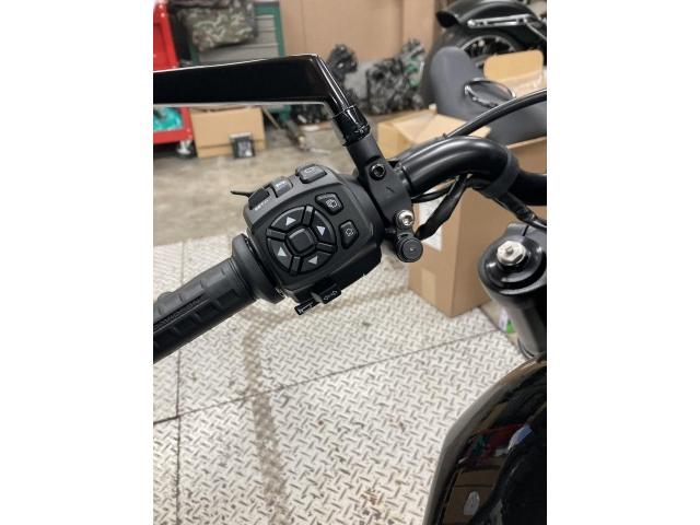 J＆H（ジキルアンドハイド）サイレンサー取付 RH1250S（ハーレー