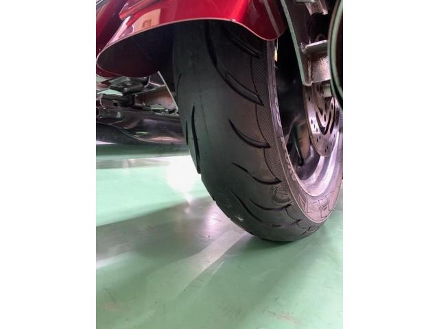 交換後リヤタイヤ
ADVANコブラ