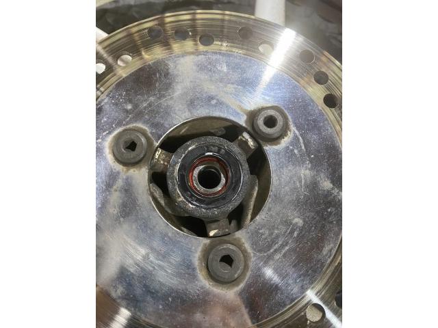 ホンダ NS－1 前後ホイールベアリング交換 前後タイヤ交換