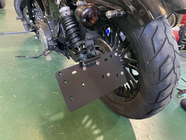 ハーレーダビッドソン XL1200 サイドナンバー取付作業（26