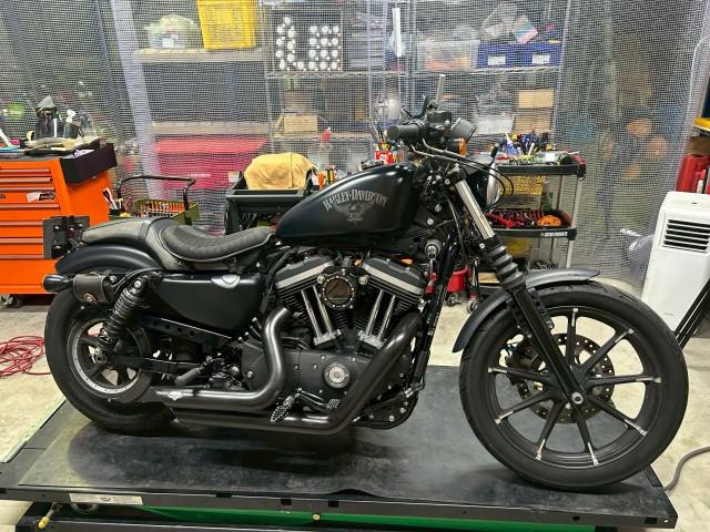 ハーレー　XL883N　アイアン　スポーツスター