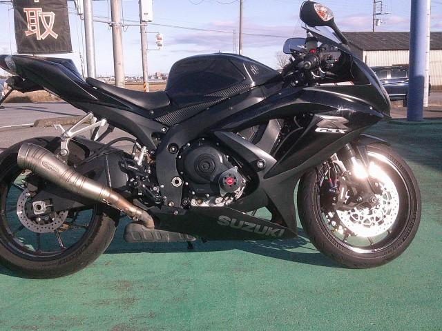 栃木県の土地柄で主にサーキットランを楽しんでいました。
積載車での運搬。弊社は不正改造車の整備依頼等をお断りしています。