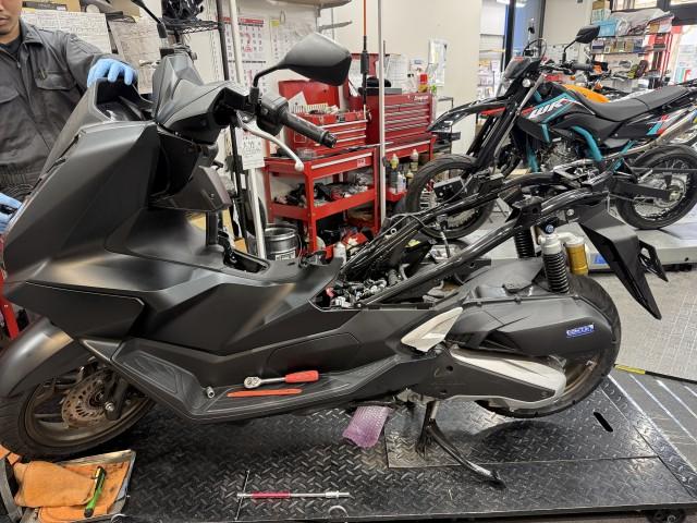 インドネシアPCX160はマットブラックカラーがございます。