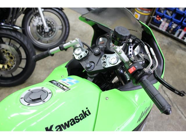 Ninja250R ニンジャ ハンドル交換（ＭＯＯＮＦＩＥＬＤ Ｔｓｕｋｉｎｏ Ｒａｃｉｎｇ Ｔｅｃｈｎｏｌｏｇｙの作業実績  2018/09/07）｜バイクの整備・メンテナンス・修理なら【グーバイク】
