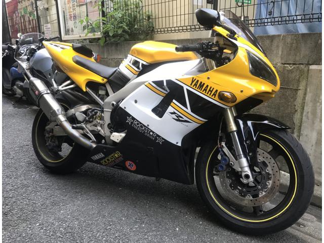 ヤマハ YZF-R1 USインターカラー ペイント 杉並区 塗装｜バイクの整備