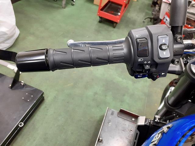 Z900RS、グリップヒーターお取り付け！（小出商会 AUTO
