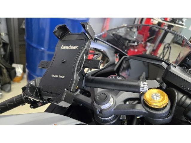 KAWASAKI ZX-4R マルチバー&スマホホルダー取付(ライコランド KAWASAKI ZX-4R マルチバー&スマホホルダー取付(ライコランド