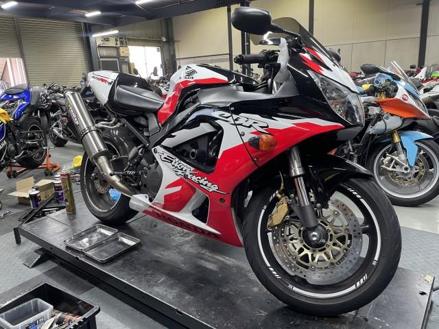 ホンダ（HONDA） CBR929RRファイヤーブレード | CBR929RR FireBladeの
