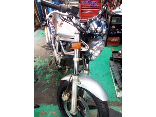 御影店 ホンダ VTR250 MC33 オイル交換 修理 神戸市 灘区 東灘区