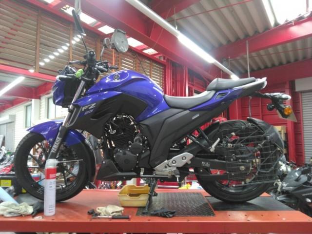 YAMAHA FZ25 丸目カスタム - オートバイアクセサリー