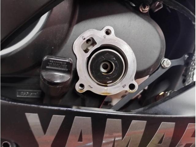 YZF-R15(RG67)のオイル交換とフィルター交換（株式会社 ミヤコオートの作業実績  2024/08/01）｜バイクの整備・メンテナンス・修理なら【グーバイク】