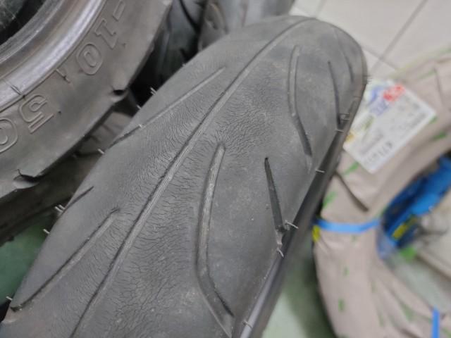 PCX125 前後タイヤ交換 JF56（ＭＯＴＯ ＢＡＣＫＳ（モトバックス）豊中店の作業実績  2024/01/01）｜バイクの整備・メンテナンス・修理なら【グーバイク】