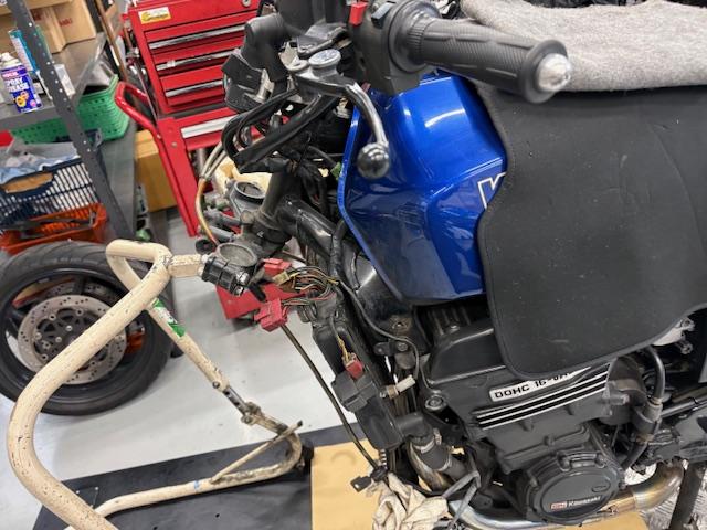 GPZ900Rフロントフォークオーバーホール