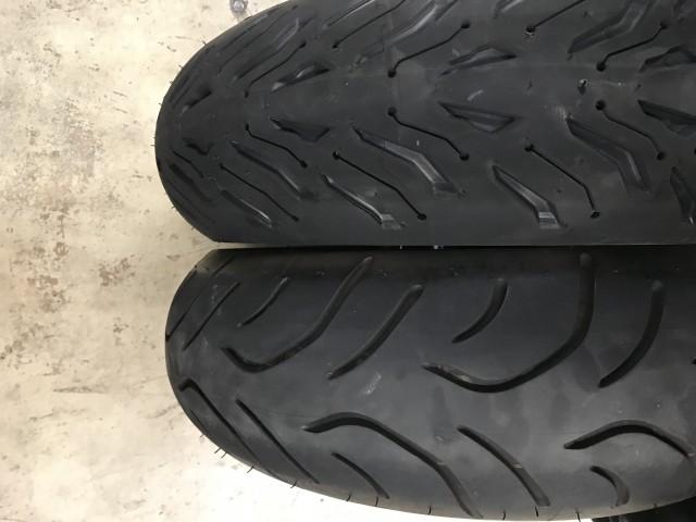 【タイヤ状態チェック】リア：センター摩耗＋フラット化（交換時期）