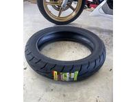 ホンダ　ＶＴＲ２５０　　ＭＣ３３　　　タイヤ交換　ダンロップ　