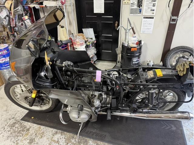 ＢＭＷ　Ｒ１００ＲＳ　修理