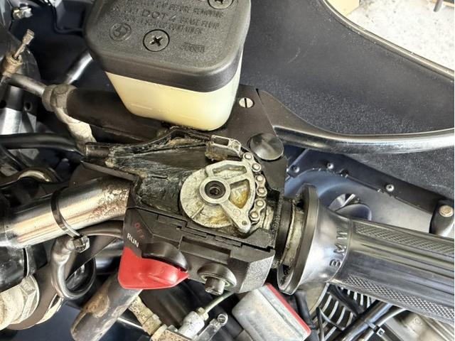 ＢＭＷ　Ｒ１００ＲＳ　修理