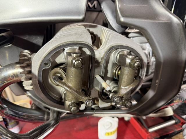 Ｒ１００ＲＳ　バルブクリアランス調整