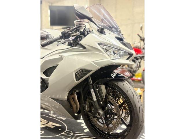 Ninja ZX-6R フロントフォーク、オイル漏れ修理（バイクショップ