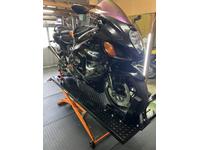 ハブスターベース