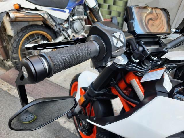 ＫＴＭ １２５ＤＵＫＥ バーエンドミラー取り付け｜バイクの整備・メンテナンス・修理なら【グーバイク】