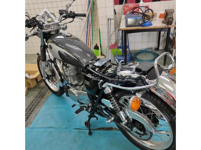 SR400 ファイナルエディション RH16J ETC取付 シート下に本体収納（ＭＯＴＯ ＢＡＣＫＳ（モトバックス）の作業実績  2023/07/09）｜バイクの整備・メンテナンス・修理なら【グーバイク】