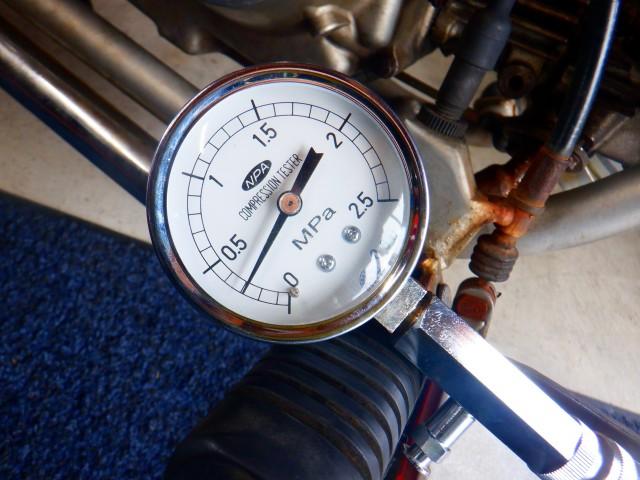 圧縮圧力が無い為、エンジン分解整備点検が必要となります。
