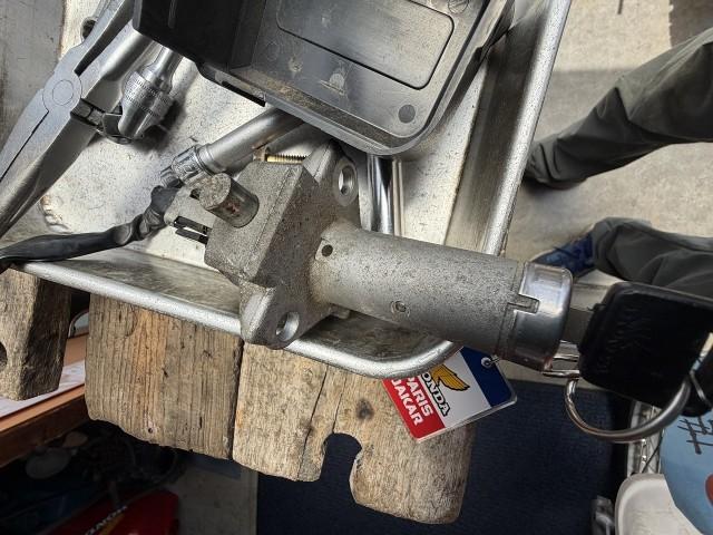 ハンドルロックも作動確認
