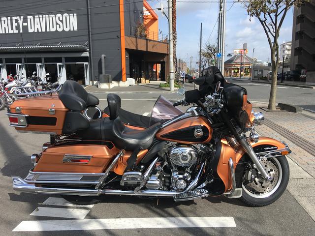 ハーレーダビッドソン 修理 FLHTCU サイドカー 2008年式 タイヤ交換 ダンロップ 整備記録 ハーレー Harley-Davidson  見積もり公開 前後タイヤ交換 D402 MT90B16 MU85B16 DUNLOP（（株）バイクプラザヤマノ の作業実績  2018/12/14）｜バイクの整備・メンテナンス・修理なら ...