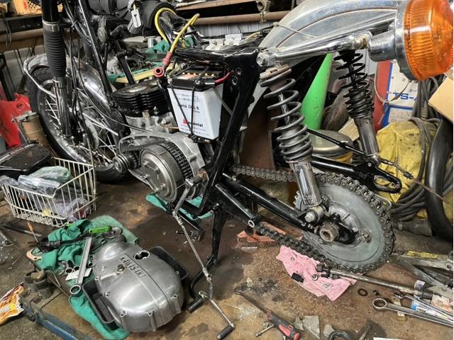 これまでZやCBからの年式にしか手を出しておりませんでしたが、それらとは全く別物で厄介なW1にハマって日々勉強しております！