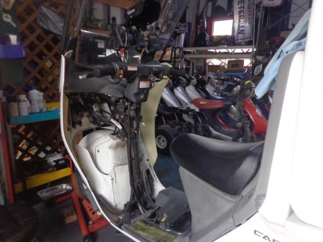 パーキングワイヤーは前から後ろまで伸びているので地味に大変です♪