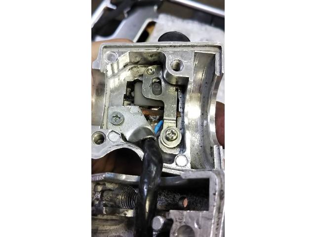 ホンダ スーパーカブ50プロ ハンドルスイッチ交換 ウインカー 不調修理 AA01 福岡市 城南区｜バイクの整備・メンテナンス・修理なら【グーバイク】