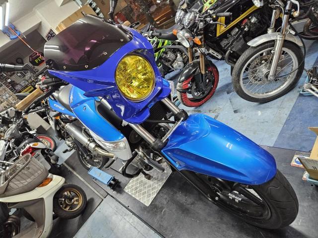 GSR250に丸目ヘッドライト【福岡市城南区】（バイクショップＳｔｒａｔｅｇｙ福岡中央店の作業実績  2024/10/26）｜バイクの整備・メンテナンス・修理なら【グーバイク】