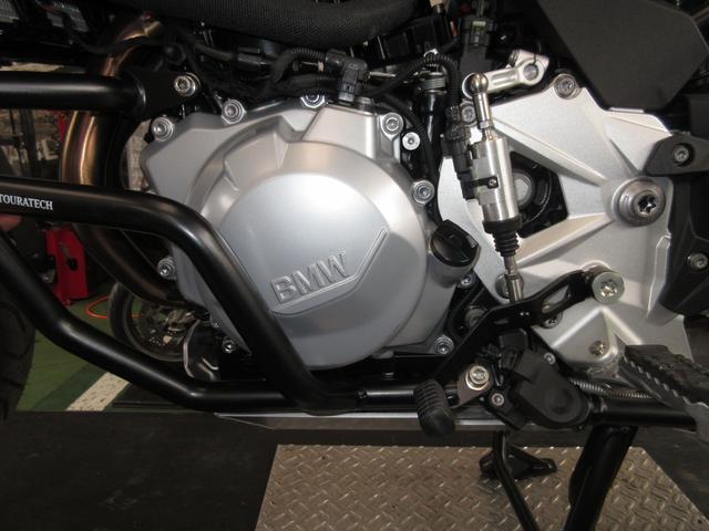 Bmw F750gs Touratech ツアラテック エンジンガード取り付け ｍｏｔｏｒｒａｄ ｆｕｋｕｓｈｉｍａの作業実績 03 04 バイクの整備 メンテナンス 修理なら グーバイク