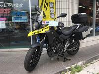 今、注目が集まる250ccスポーツバイク。GSX250R登場!日常の中にある感動。扱いやすいエンジンがライディングをサポート。是非、店頭で見て、試乗で体感してみてください!